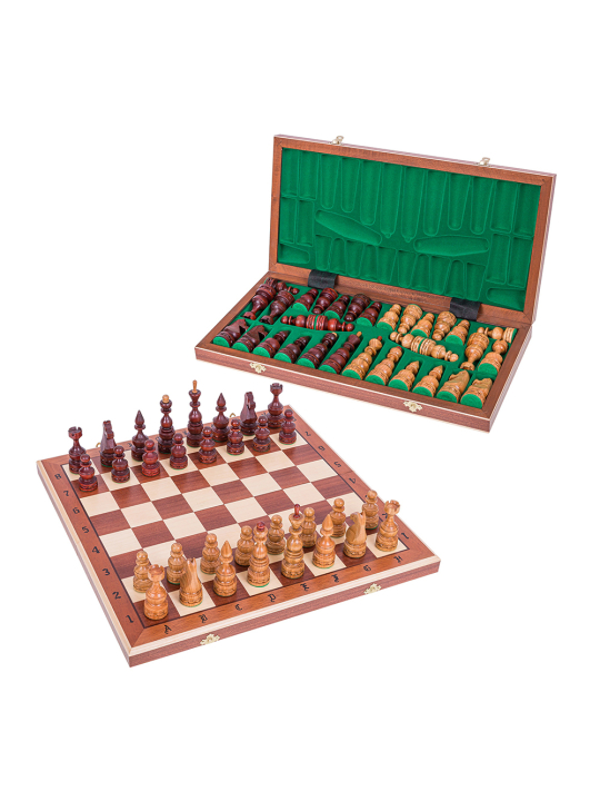 SQUARE - Wooden Chess Set Moselle - Carved