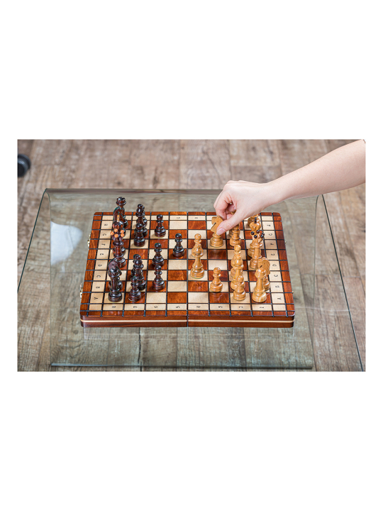 SQUARE - Chess Envoy