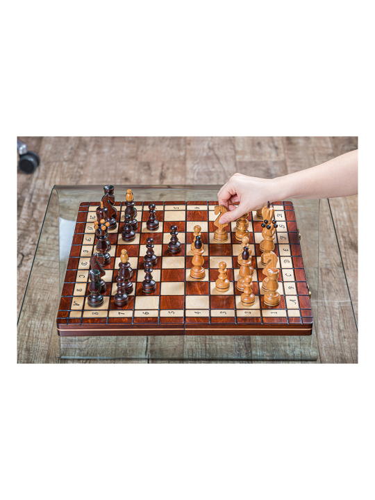 SQUARE - Wooden Chess Set - Presidential