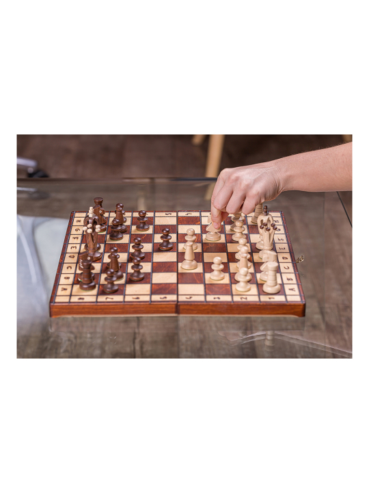 SQUARE - Schach Royal 36