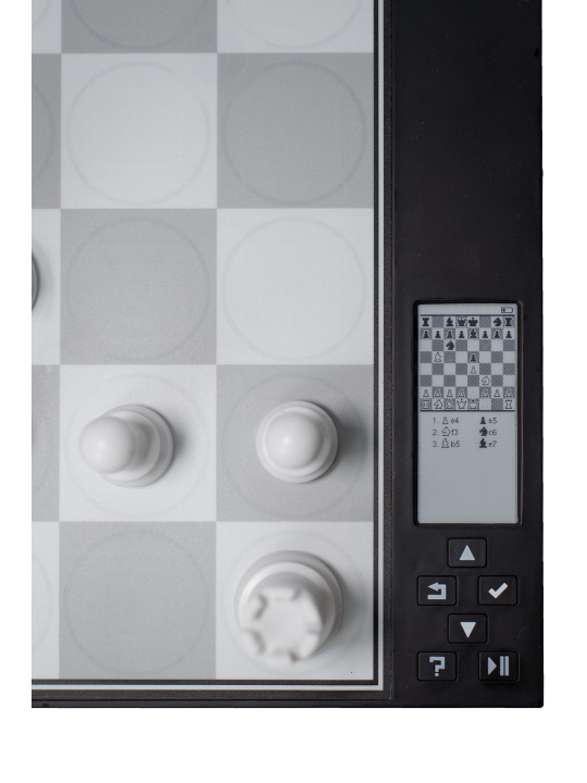 SQUARE - Chess Shop - Chess Computer DGT Centaur