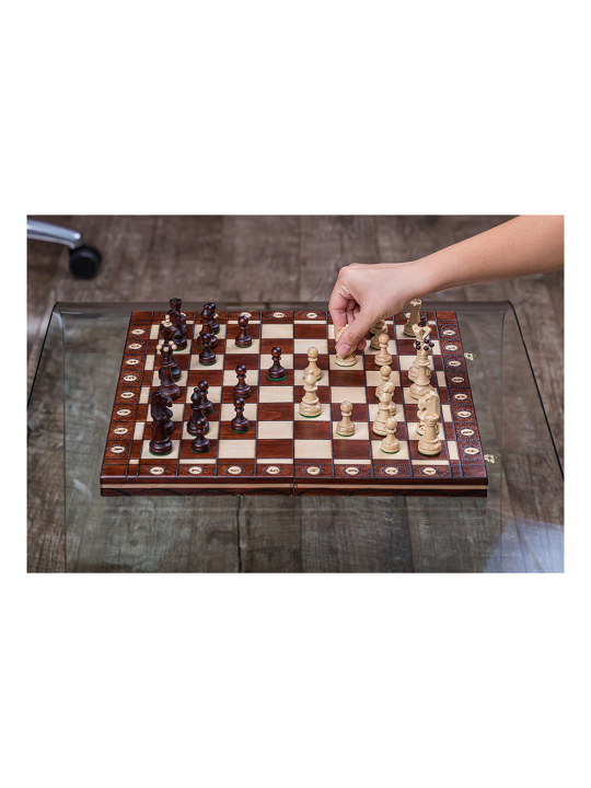 SQUARE - Echecs Sénateur AG